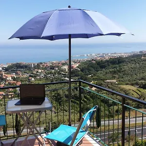 Bed and breakfast Tra Cielo E Mare, Pietra Ligure