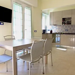 Pietra Home, Posto Auto, Ac ,wifi, 150mt Dal Mare Apartment